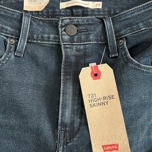721 High-Rise Skinny Jeans